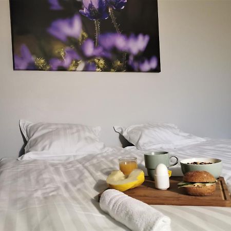 Broholm Bed&Breakfast Lidköping Eksteriør bilde