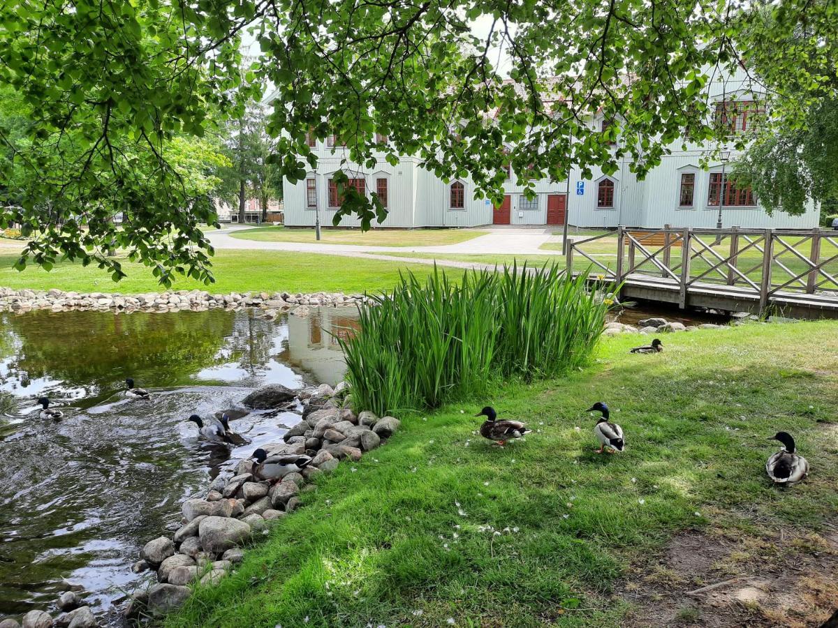 Broholm Bed&Breakfast Lidköping Eksteriør bilde
